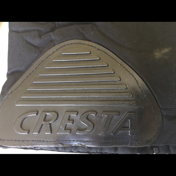 Complete Ski Set red ski jacket black ski pants red hat scarf gloves Kids 122 cm - Picture 7 of 8